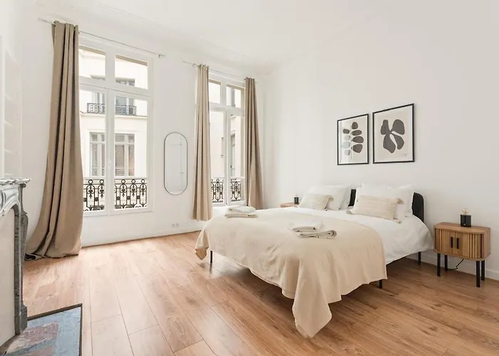 Luxury Comfort Golden Triangle 8 Париж