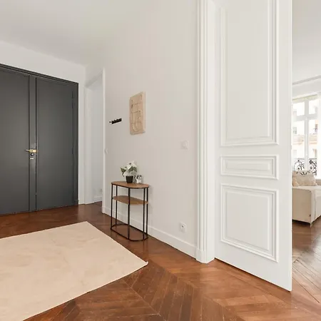 180m2 Haussmann 4br 3 Bath Golden Triangle Champs Elysees & Opera Párizs