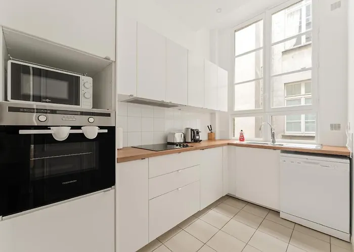 Luxury Comfort Golden Triangle 8 * Paris